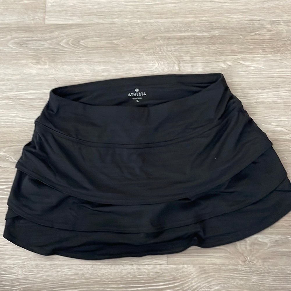 Athleta skirt with shorts